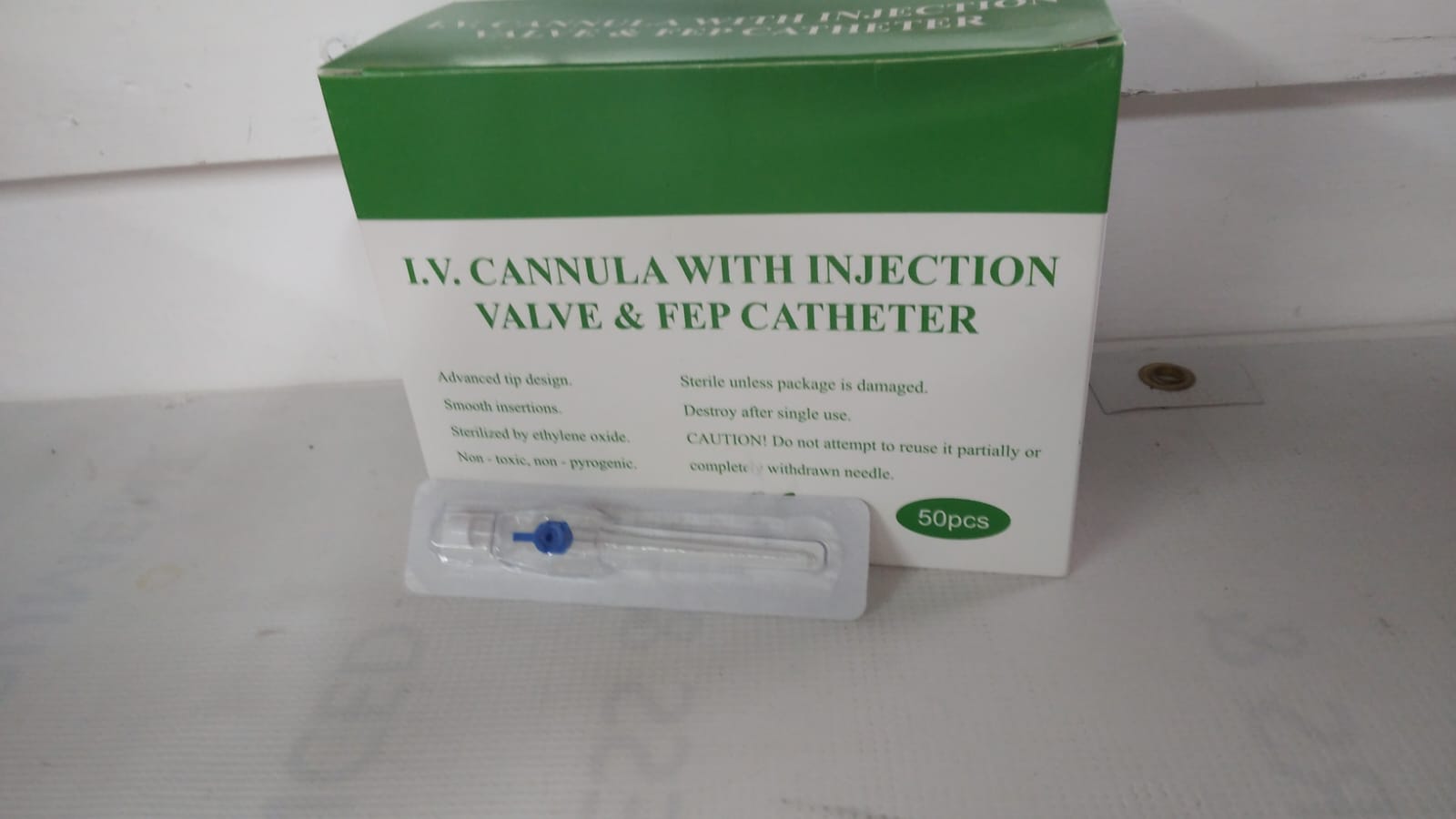 I.V Cannula with Injection: Valve & FEP Catheter - Image 3